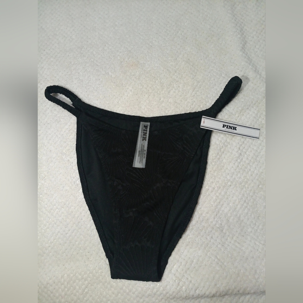 Women's thongs with black print, PINK brand, NEW 2026
